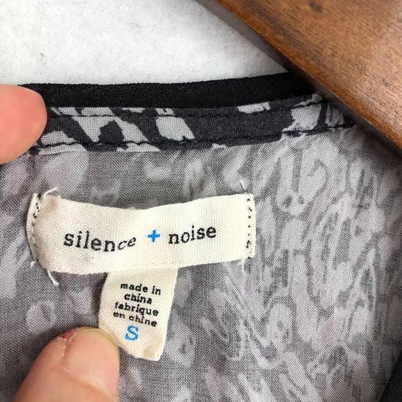 Urban Outfitters Silence + Noise Women's Size Small Grey Short Sleeve Mini Dress - Picture 7 of 9